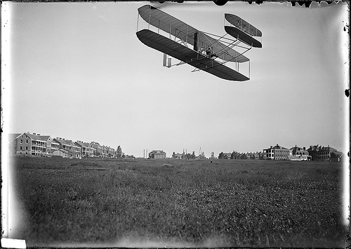 http://www.archives.gov/press/press-kits/picturing-the-century-photos/orville-wright-in-aeroplane.jpg