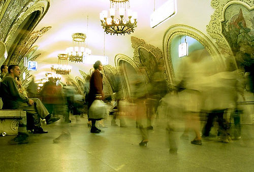 http://commons.wikimedia.org/wiki/Image:Moscow_Metro,_Kievskaya_station.jpg