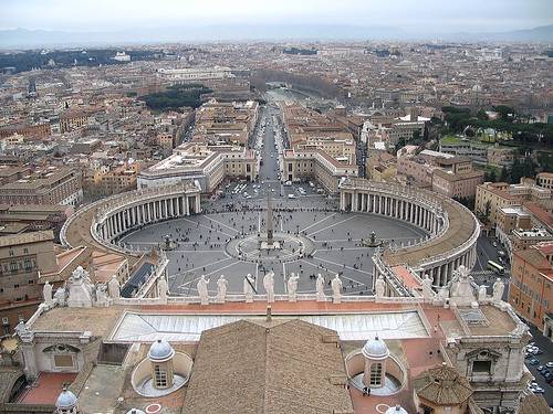 http://commons.wikimedia.org/wiki/Image:Saint_Peter%27s_Square_from_the_dome.jpg