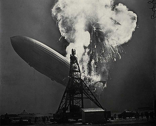 http://en.wikipedia.org/wiki/Image:Hindenburg_disaster.png