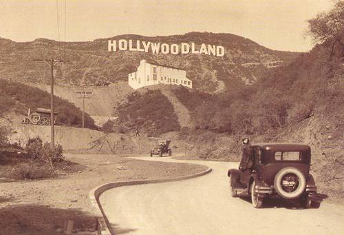 http://en.wikipedia.org/wiki/Image:Hollywoodland.jpg