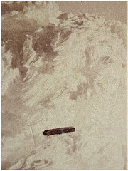 http://commons.wikimedia.org/wiki/File:1871UFO.gif