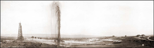 http://cgi.ebay.com/Oil-Gusher-California-Huge-Photo-1910_W0QQitemZ170019093785QQihZ007QQcategoryZ66465QQcmdZViewItem