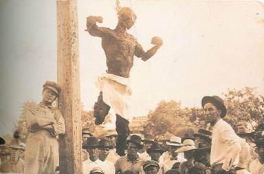 http://commons.wikimedia.org/wiki/Image:Lynching-of-jesse-washington.jpg