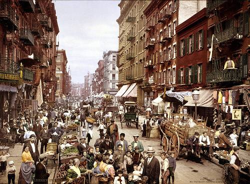 http://commons.wikimedia.org/wiki/Image:Mulberry_Street_NYC_c1900_LOC_3g04637u_edit.jpg