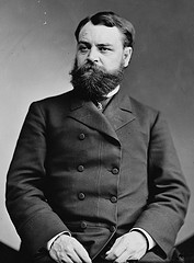 http://commons.wikimedia.org/wiki/File:Robert_Todd_Lincoln,_Brady-Handy_bw_photo_portrait,_ca1870-1880.jpg