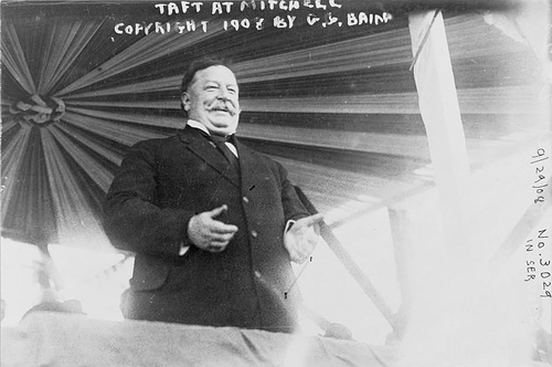 http://commons.wikimedia.org/wiki/Image:Taft_at_Mitchell.jpg