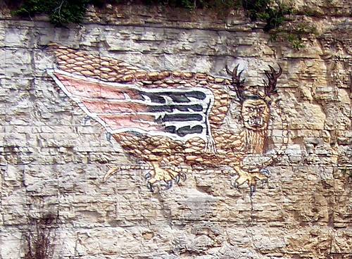 http://commons.wikimedia.org/wiki/File:Piasa_Bird_May06.jpg