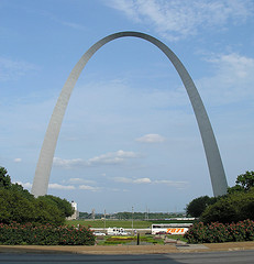 http://en.wikipedia.org/wiki/Image:Gateway_Arch.jpg