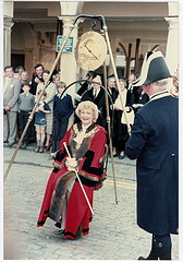 http://commons.wikimedia.org/wiki/File:Mayorbetty.jpg