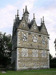 http://commons.wikimedia.org/wiki/File:RushtonTriangularLodge.jpg