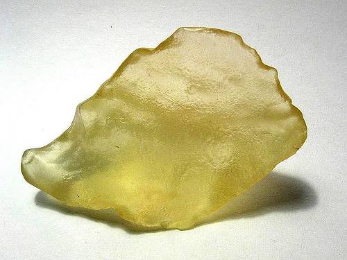 http://commons.wikimedia.org/wiki/File:Libyan_Desert_Glass.jpg