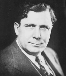 http://commons.wikimedia.org/wiki/File:Wendell_Willkie_presidential_campaign_poster_1940_crop.jpg