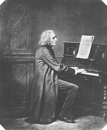http://commons.wikimedia.org/wiki/File:Franz_Liszt_2.jpg