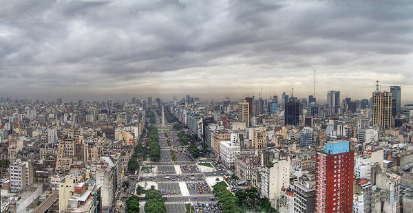 http://commons.wikimedia.org/wiki/File:Buenos_Aires_-_Monserrat_-_Avenida_9_de_Julio.jpg