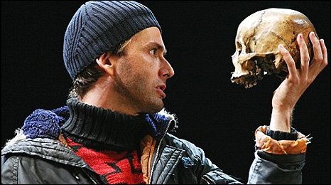 http://en.wikipedia.org/wiki/File:Tennant_and_Tchaikowsky_as_Hamlet_and_Yorick.jpg