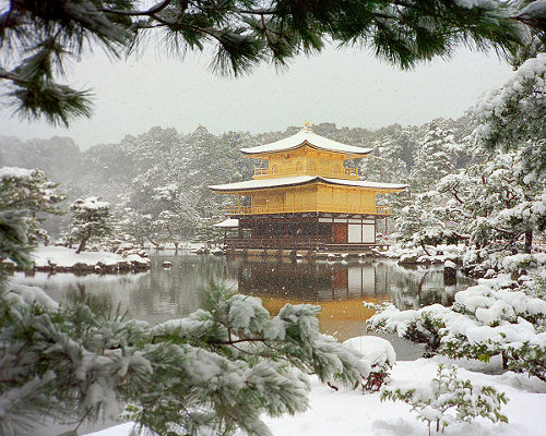 2012-12-01-edifice-complex http://commons.wikimedia.org/wiki/File:Kinkaku-Snow-8-Cropped.jpg