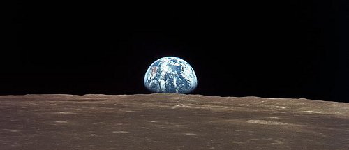 http://commons.wikimedia.org/wiki/File:View_from_the_Apollo_11_shows_Earth_rising_above_the_moon%27s_horizon.jpg