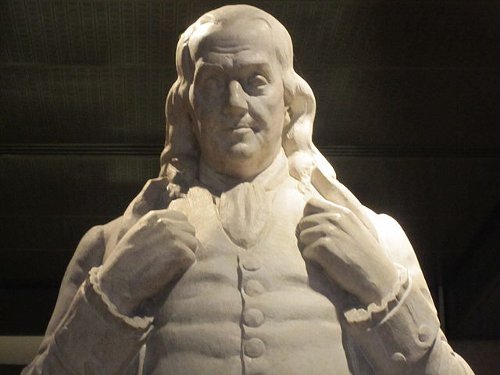 https://commons.wikimedia.org/wiki/File:Benjamin_Franklin_statue_at_National_Portrait_Gallery_IMG_4374.JPG