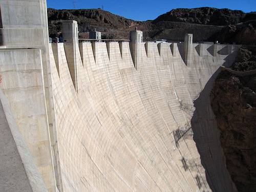 http://en.wikipedia.org/wiki/Image:Hoover_Dam_01.jpg