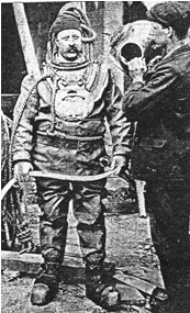 https://commons.wikimedia.org/wiki/File:William_Walker_-_diver.gif