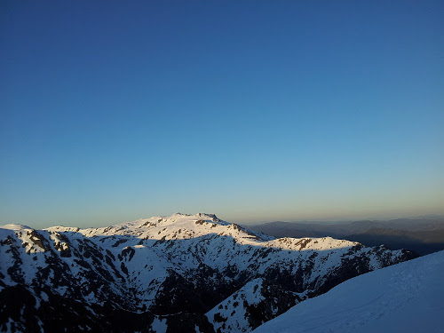 https://commons.wikimedia.org/wiki/File:Mount_Townsend_from_Watson_Crags.jpg