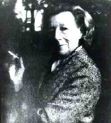 https://en.wikipedia.org/wiki/File:Lillian_Hellman.gif