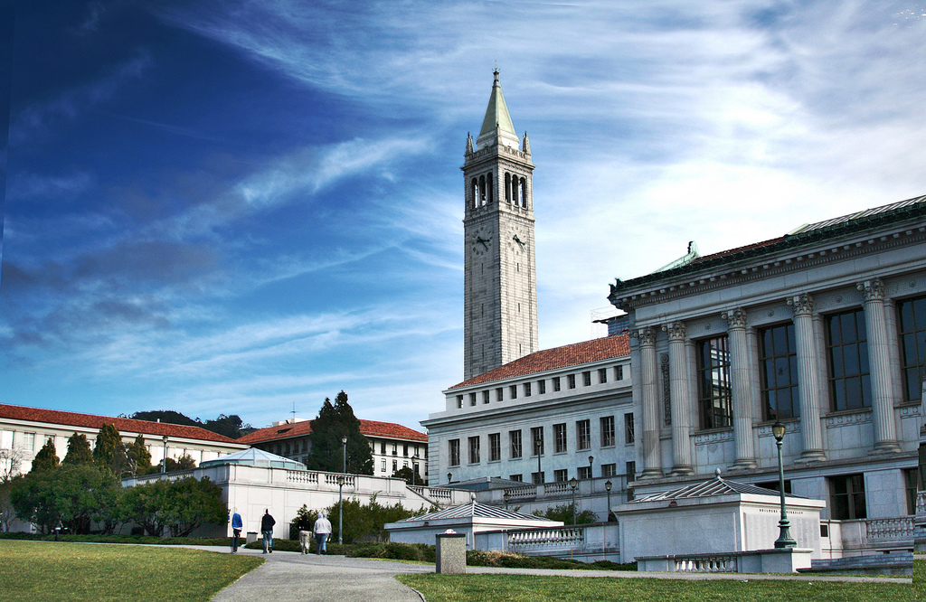 https://commons.wikimedia.org/wiki/File:UCBerkeleyCampus.jpg