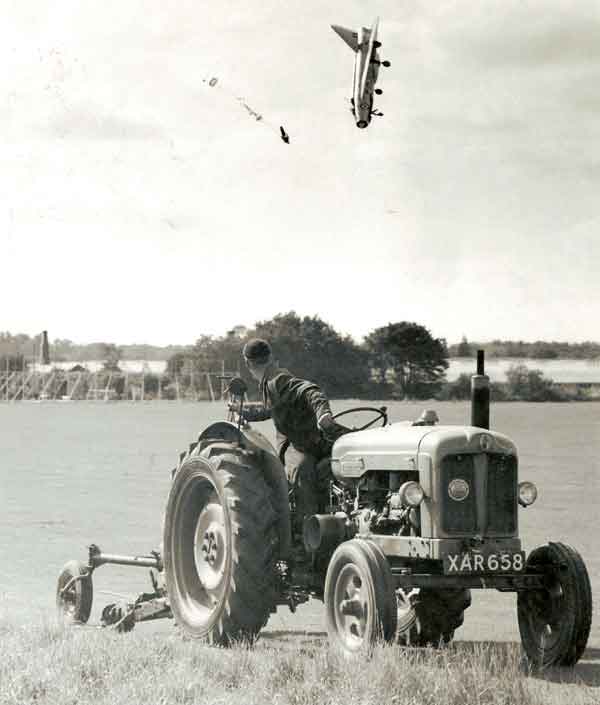 https://fearoflanding.com/photography/the-story-behind-an-unbelievable-photograph/