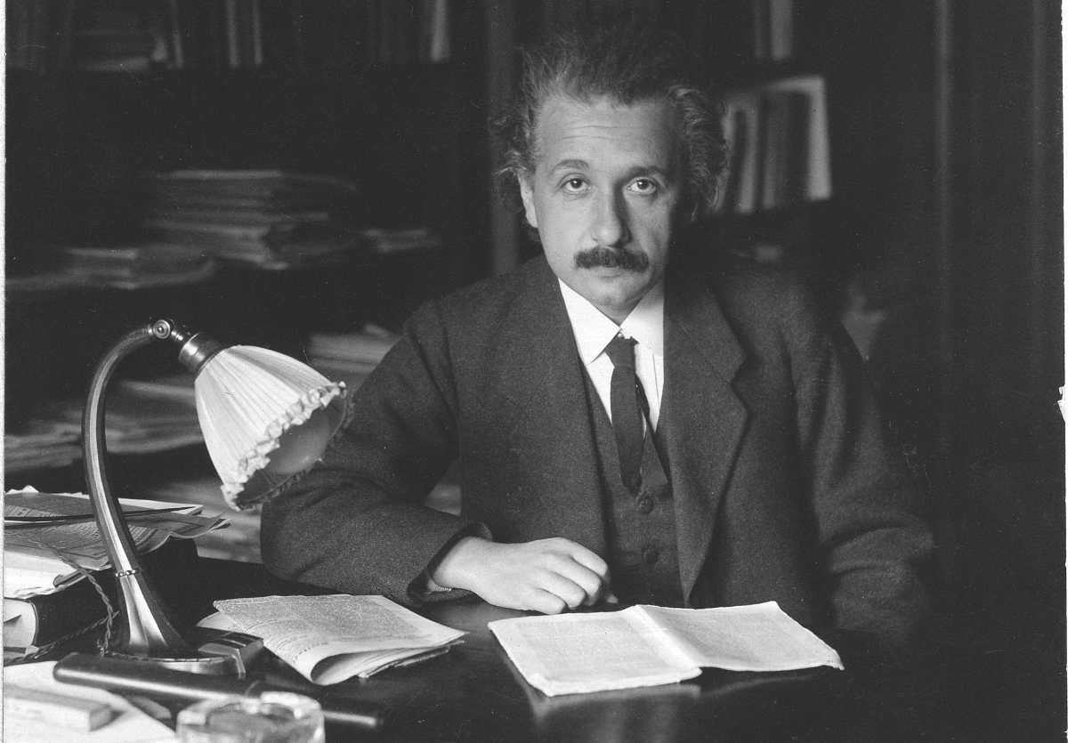 https://commons.wikimedia.org/wiki/File:Albert_Einstein_photo_1920.jpg