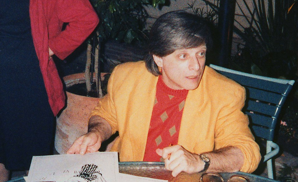 https://commons.wikimedia.org/wiki/File:Harlan_Ellison_at_the_LA_Press_Club_19860712.jpg