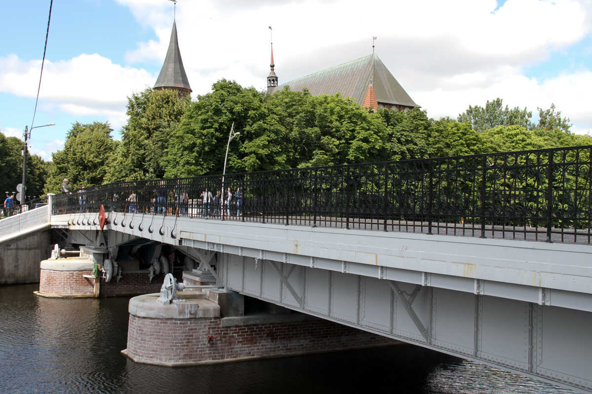 Alex Baumans Königsberg bridge