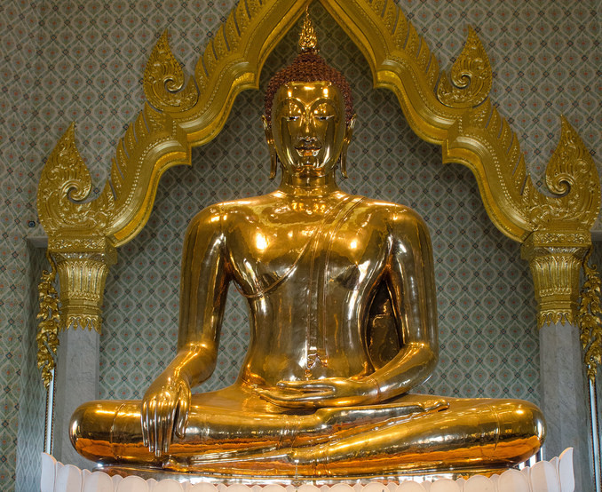 https://commons.wikimedia.org/wiki/File:Golden_buddha.jpg