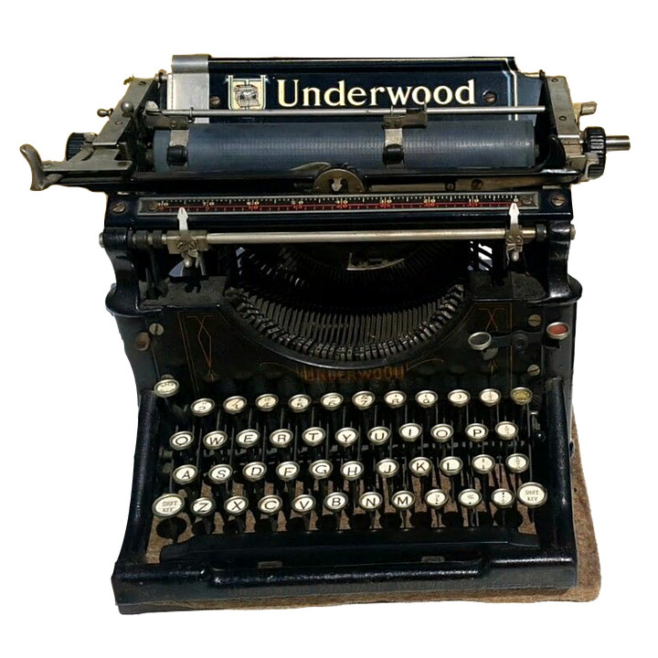 https://pixabay.com/photos/vintage-typewriter-underwood-2554338/