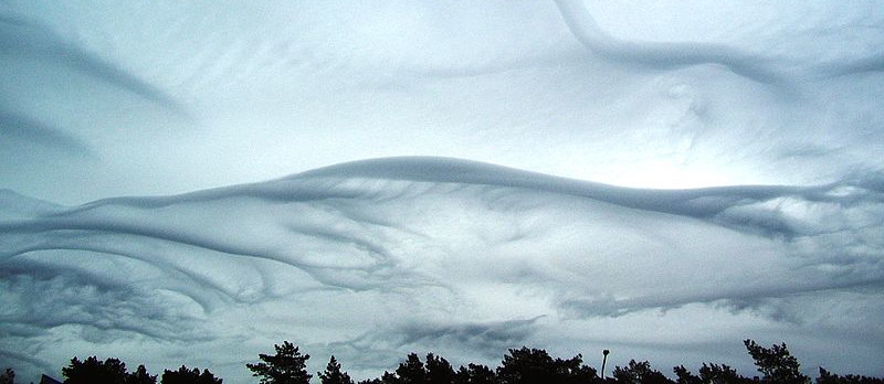 https://commons.wikimedia.org/wiki/File:Beautiful_clouds.JPG