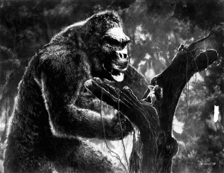 https://commons.wikimedia.org/wiki/File:King_Kong_Fay_Wray_1933.jpg