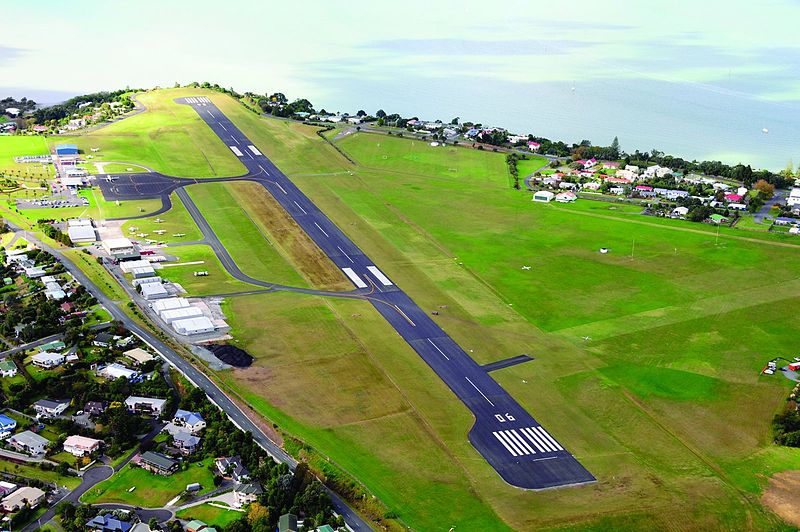 https://en.wikipedia.org/wiki/File:Whangarei_airport_upgrade.jpg