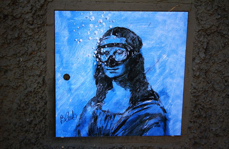 https://commons.wikimedia.org/wiki/File:Florence_-_Graffiti_-_Mona_Lisa_Underwater.JPG