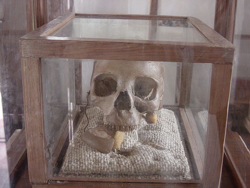 https://commons.wikimedia.org/wiki/File:Skull_of_Mkwawa.jpg