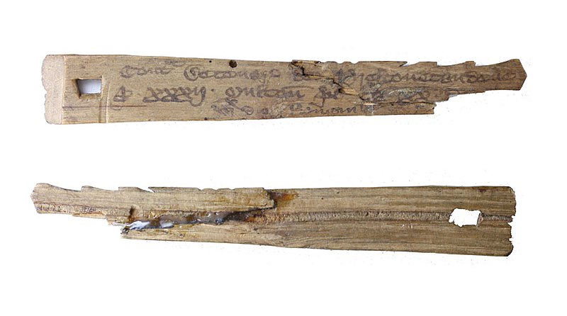 https://commons.wikimedia.org/wiki/File:Medieval_tally_sticks.jpg