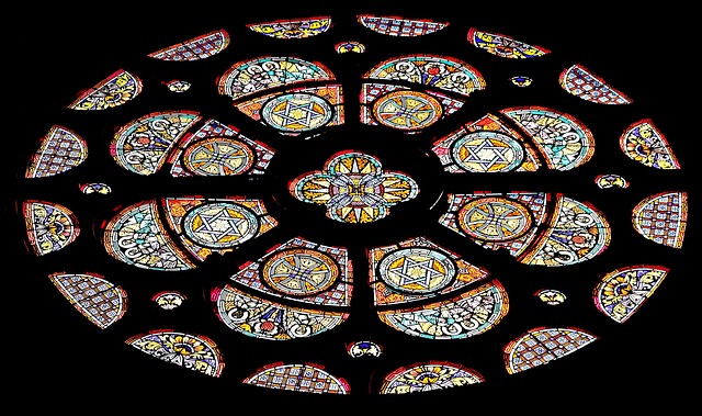 https://pixabay.com/photos/church-window-window-church-1843900/