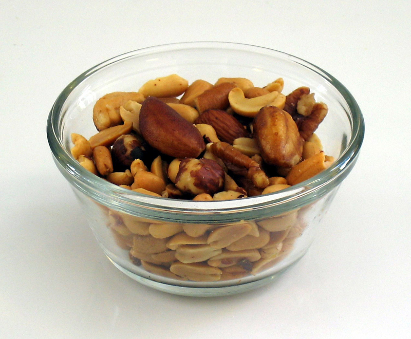https://commons.wikimedia.org/wiki/File:Mixed_nuts_small_white2.jpg